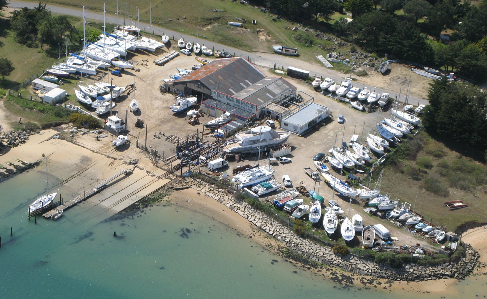 2008-04-19-005-Magouër shipyard.jpg